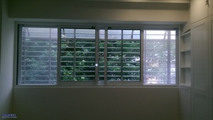 內層三拉氣密窗外層不鏽鋼防盜凸窗01