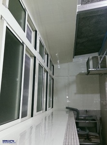 陽台外凸氣密窗規劃(施工後)鋁製雨遮、側面封板、底座02
