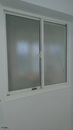 二拉式氣密窗搭水波紋強化玻璃